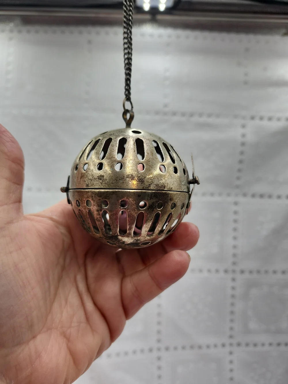 Vintage Metal  Hinged Pomander Potpourri Fragrance Diffuser Scent Ball